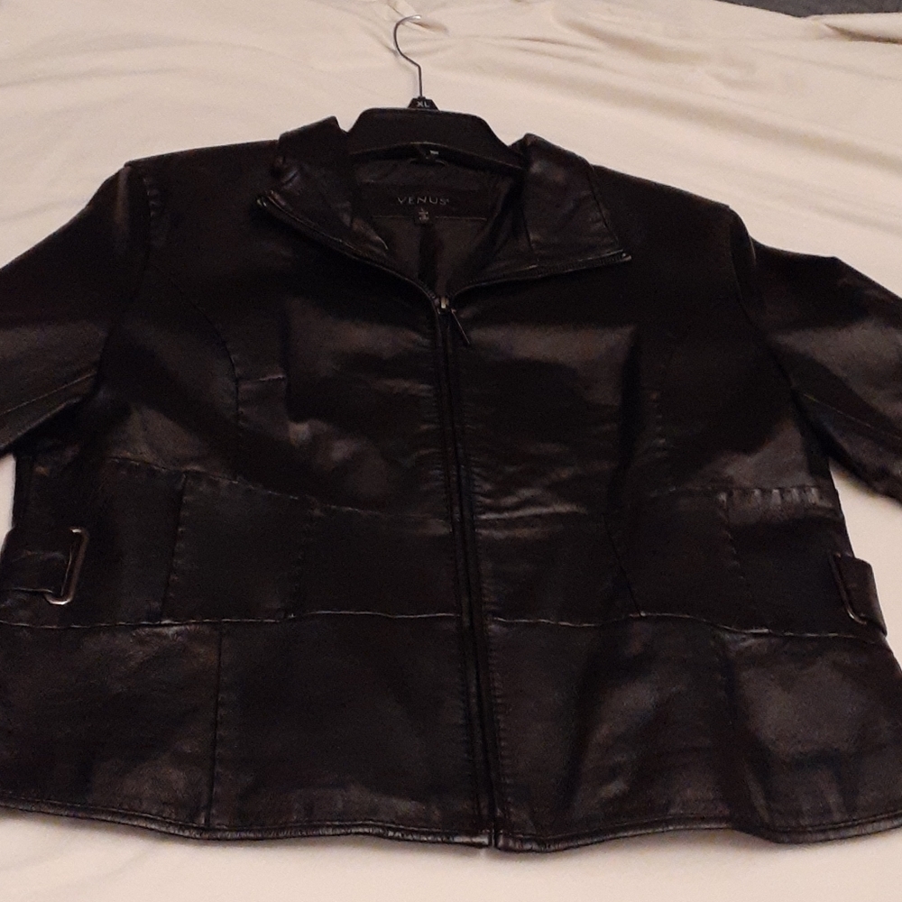 Leather Jacket - Picture 6 of 10